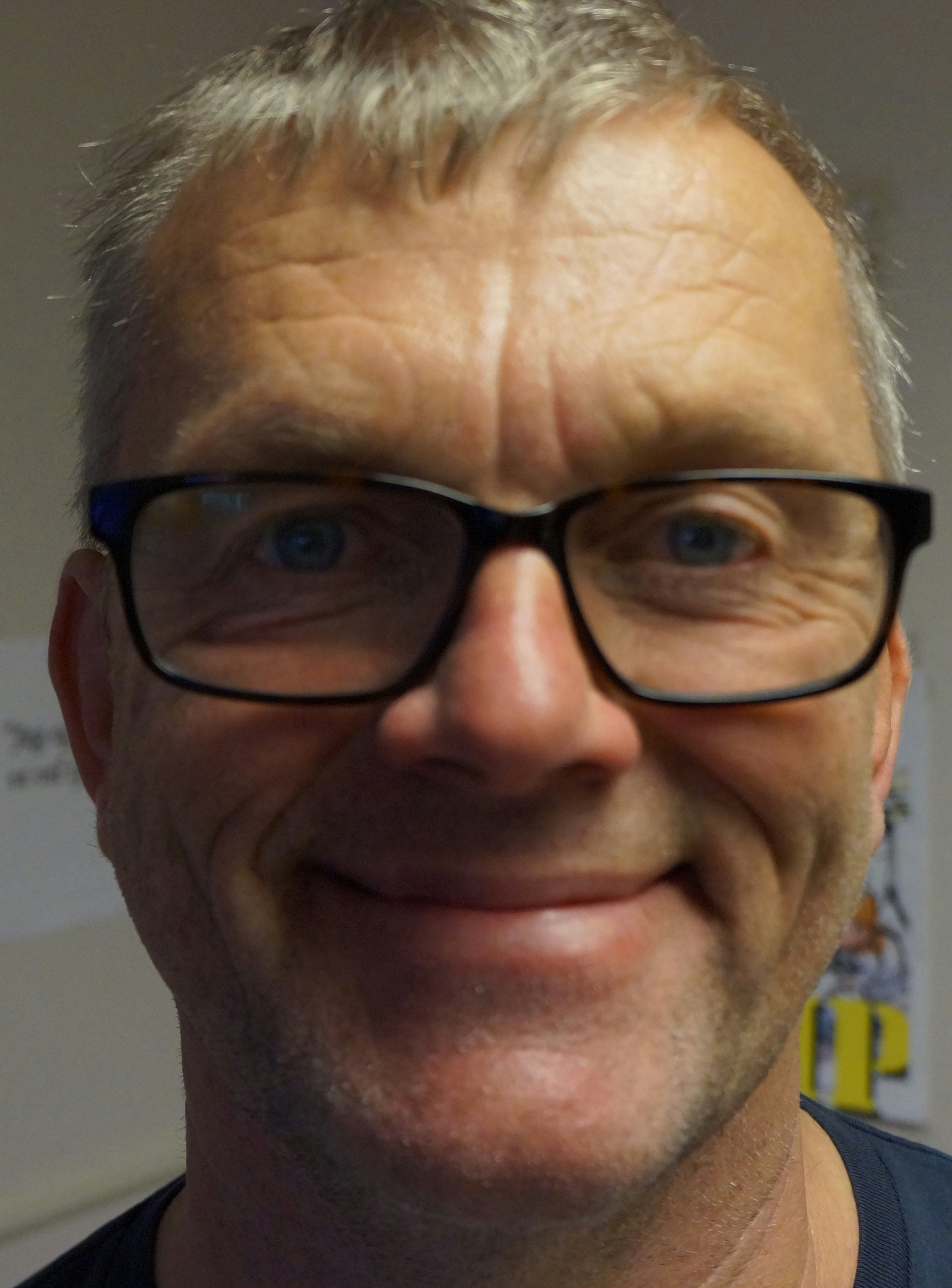 Flekkerøy menighet > Kontakt